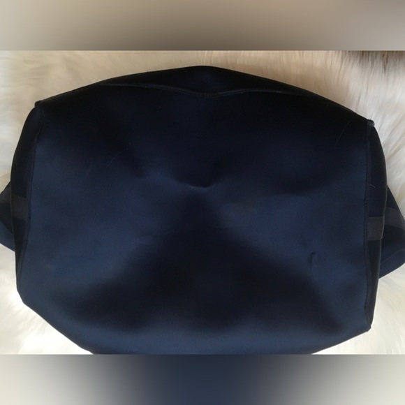 Juicy Couture Navy Blue Tote - Picture 3 of 11